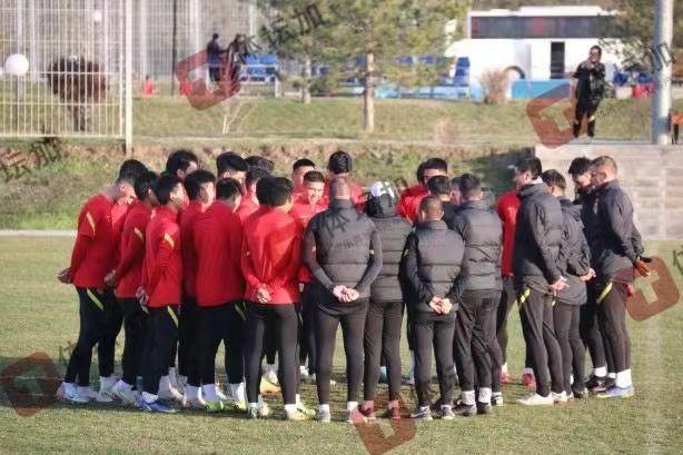 完美体育网页-揭秘国青在塔什干生活：教练旧地重游 让沙特出局